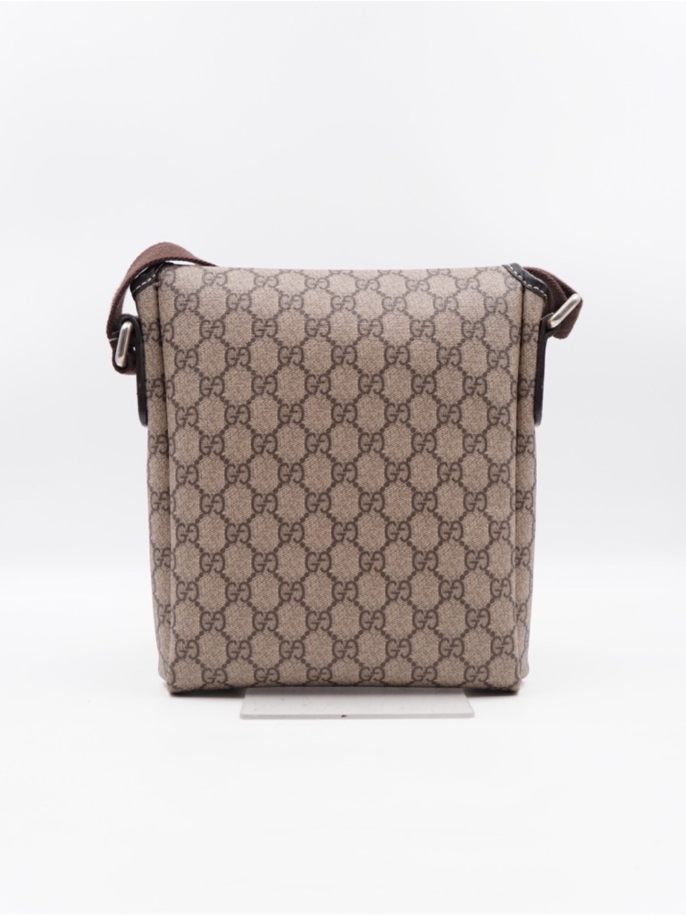 Gucci Brown GG Supreme Canvas Messenger Bag - Picture 3 of 10